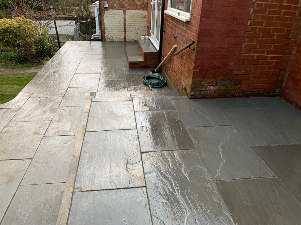 ad2010c4-c3fe-4c05-b7fe-74b080642cf8 garden patios st albans